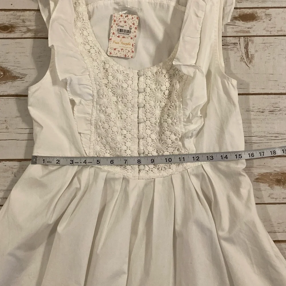 Free People Women Half Moon Crochet Ruffle Embroidered Dress In White Sz Large